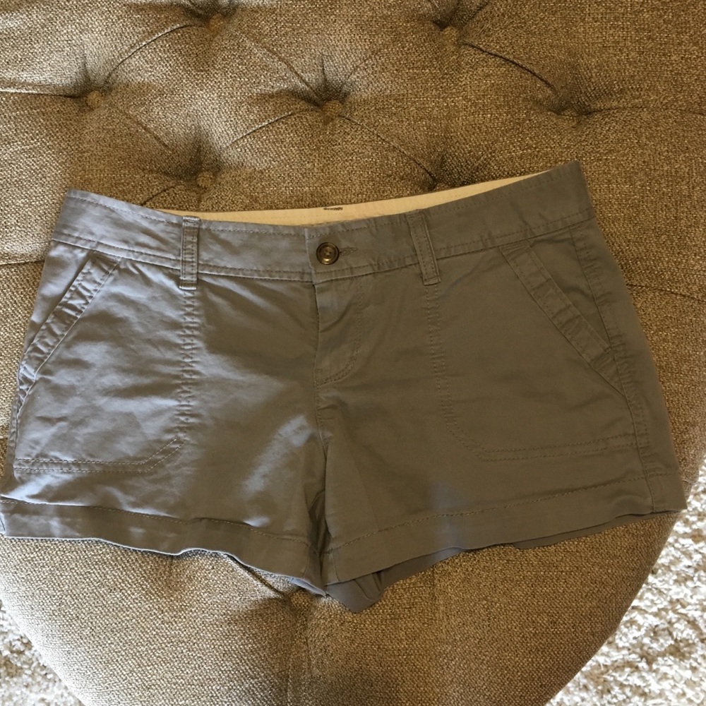 Old navy shorts. Size 6